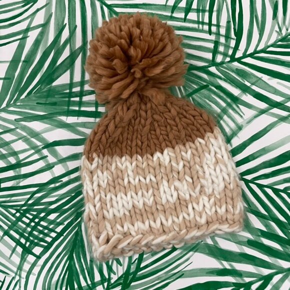 Free People Cozy Up Acrylic Knit Pom Pom Beanie Hat One Size - Picture 1 of 5